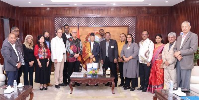  प्रधानमन्त्री ओलीसँग नेपालमा लगानीको सम्भावना र अवसरबारे मलेसियाका व्यवसायीको छलफल 